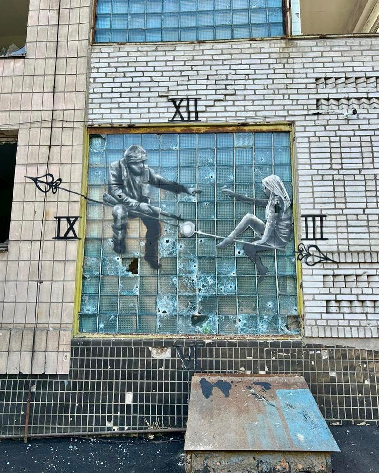 У Бучі з'явилися мурали від американських художників