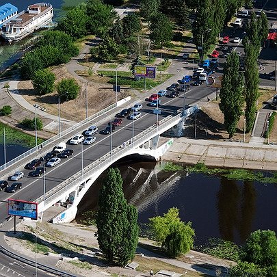 У Києві капітально відремонтують ще два шляхопроводи та два мости: деталі - 412x412