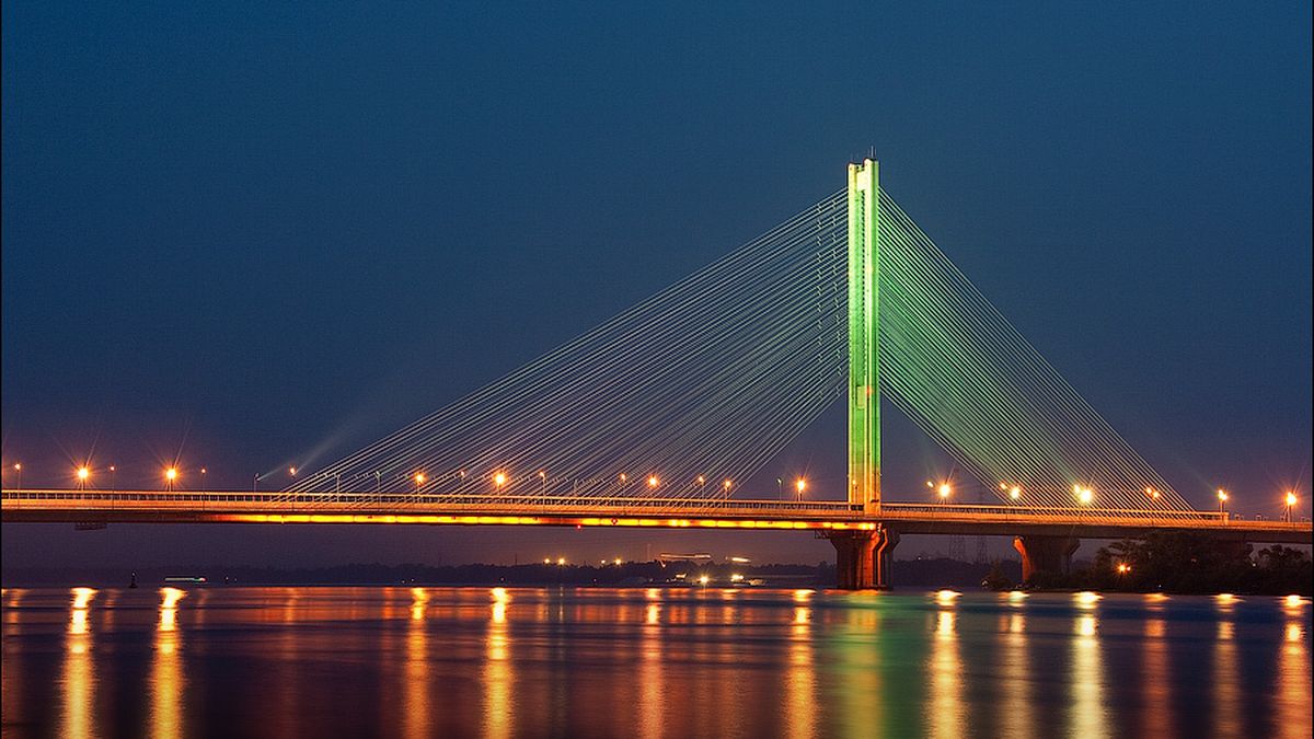 Південний міст збираються відкрити для руху приватного транспорту