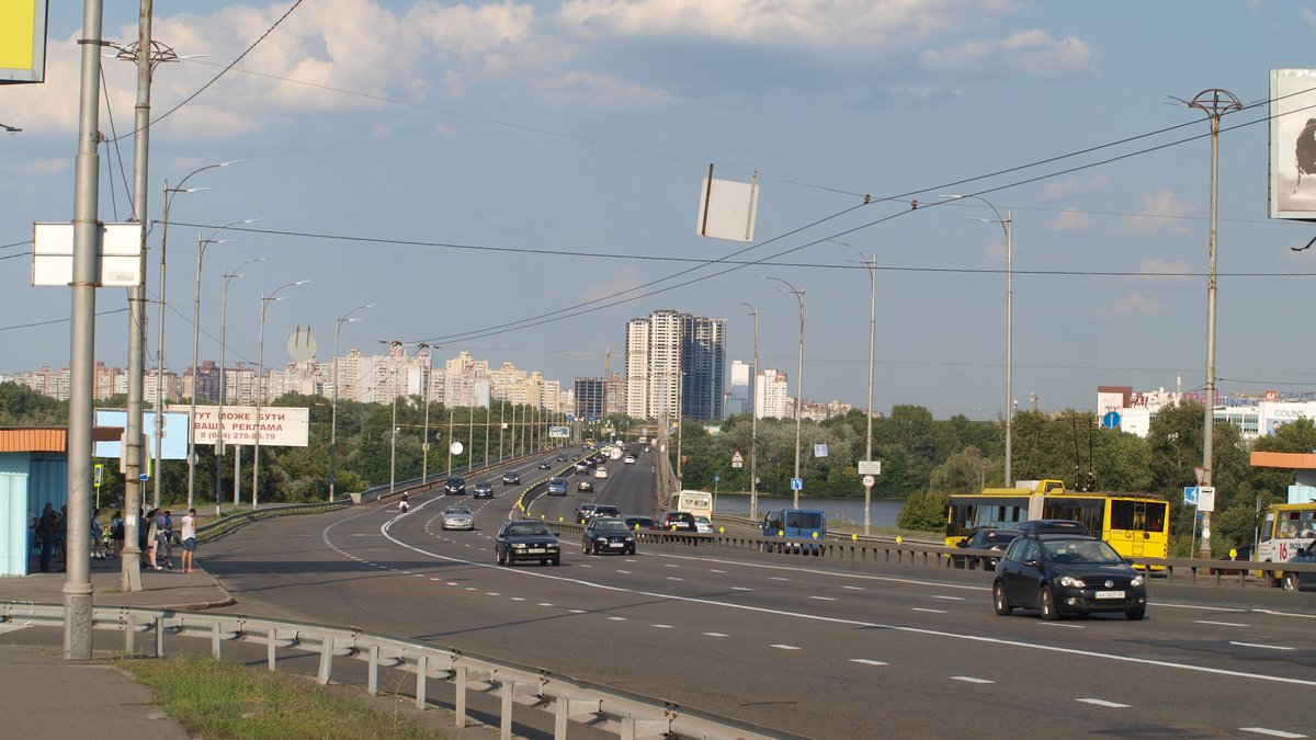 У Києві проведуть протиаварійний ремонт мосту через Десенку: подробиці