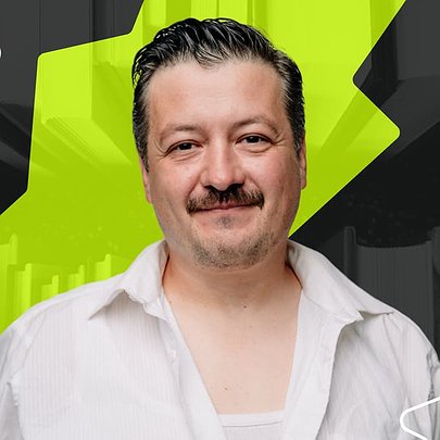 Що читає актор Слава Бабенков: корисні книжки про кіно й не лише - 412x412