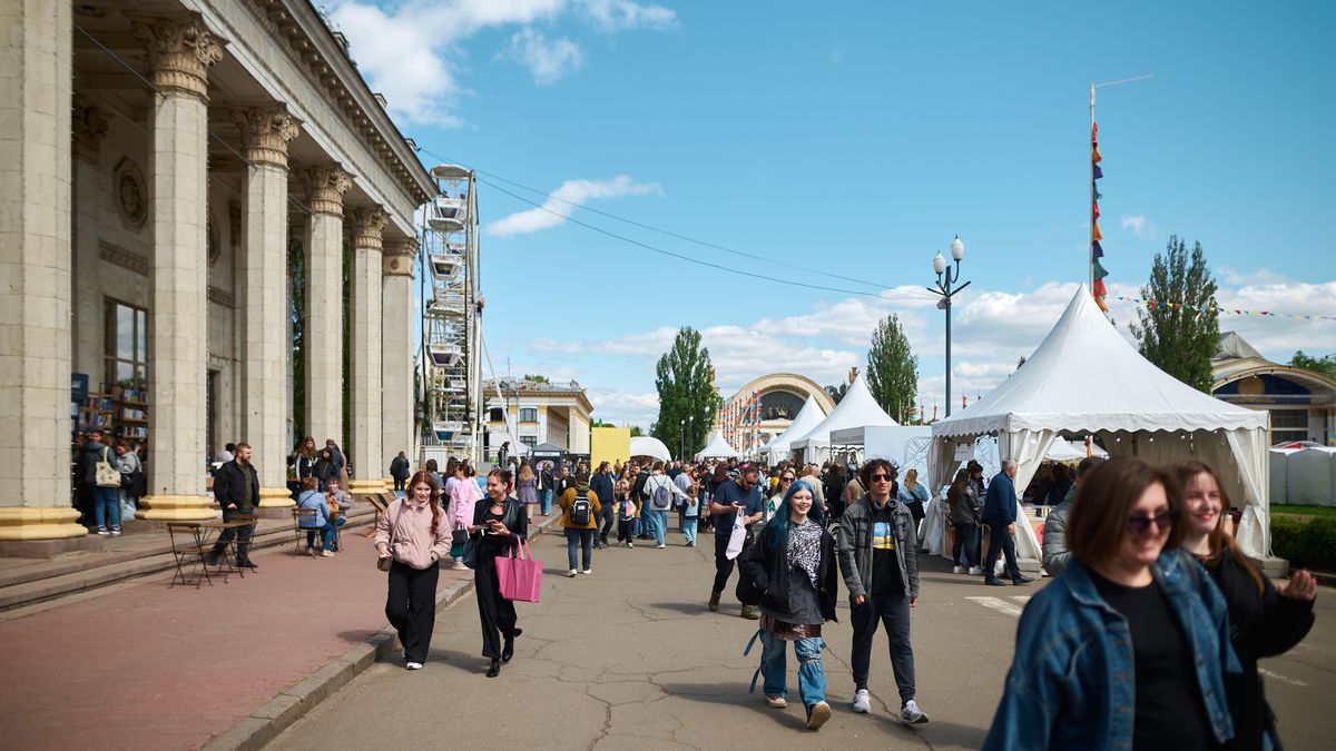Скласти резюме, пройти профорієнтацію та знайти нові можливості: гід "Фестивалем кар'єри"