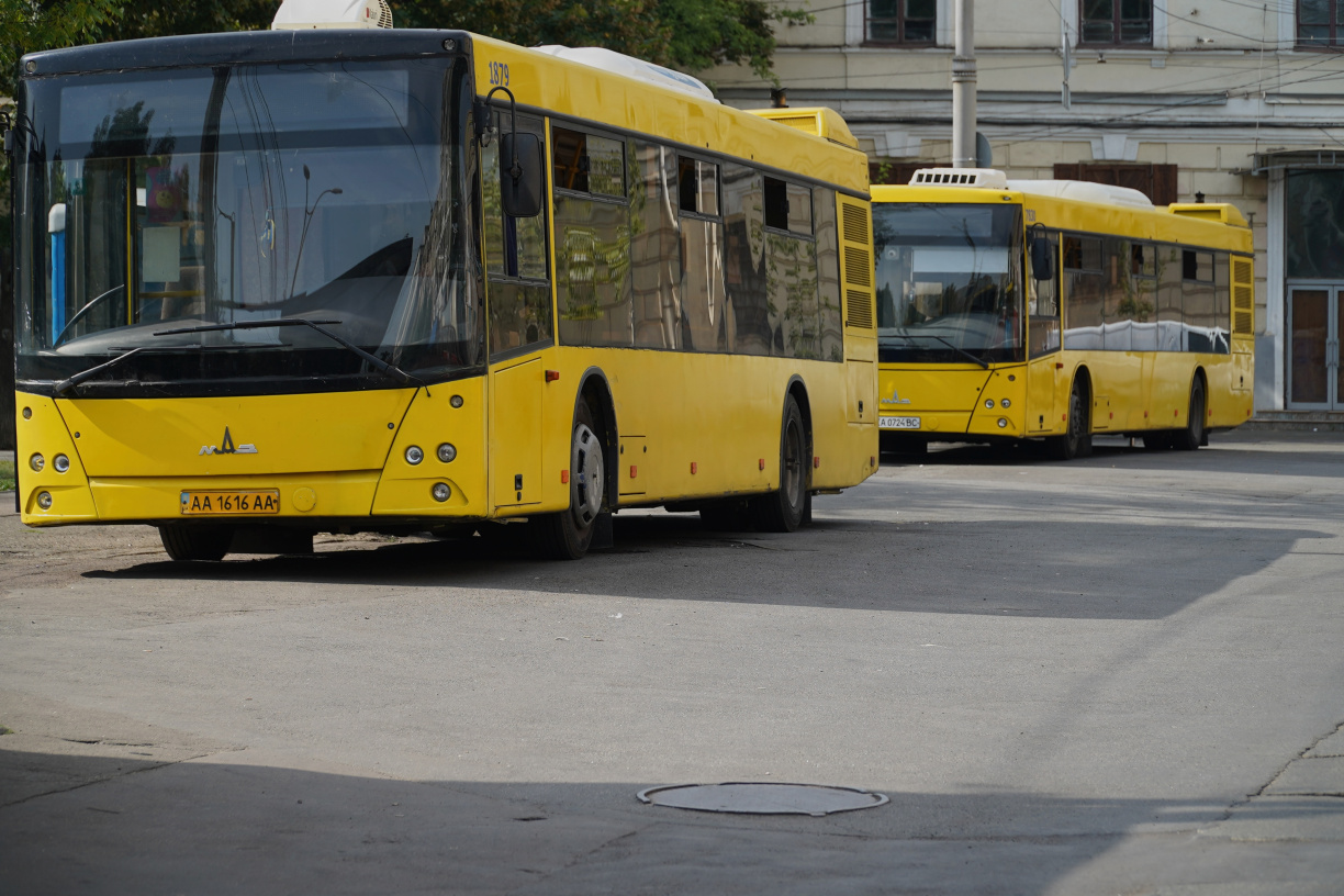 На Подільсько-Воскресенському мосту запрацює автобусний маршрут: схема