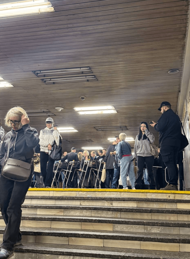 метро черги збій роботи