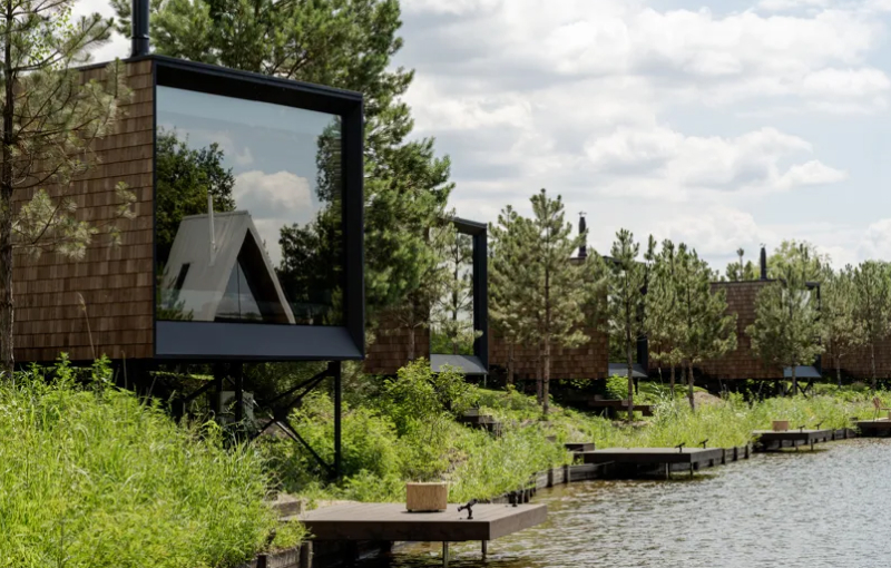Seven Lakes - комплекс відпочинку