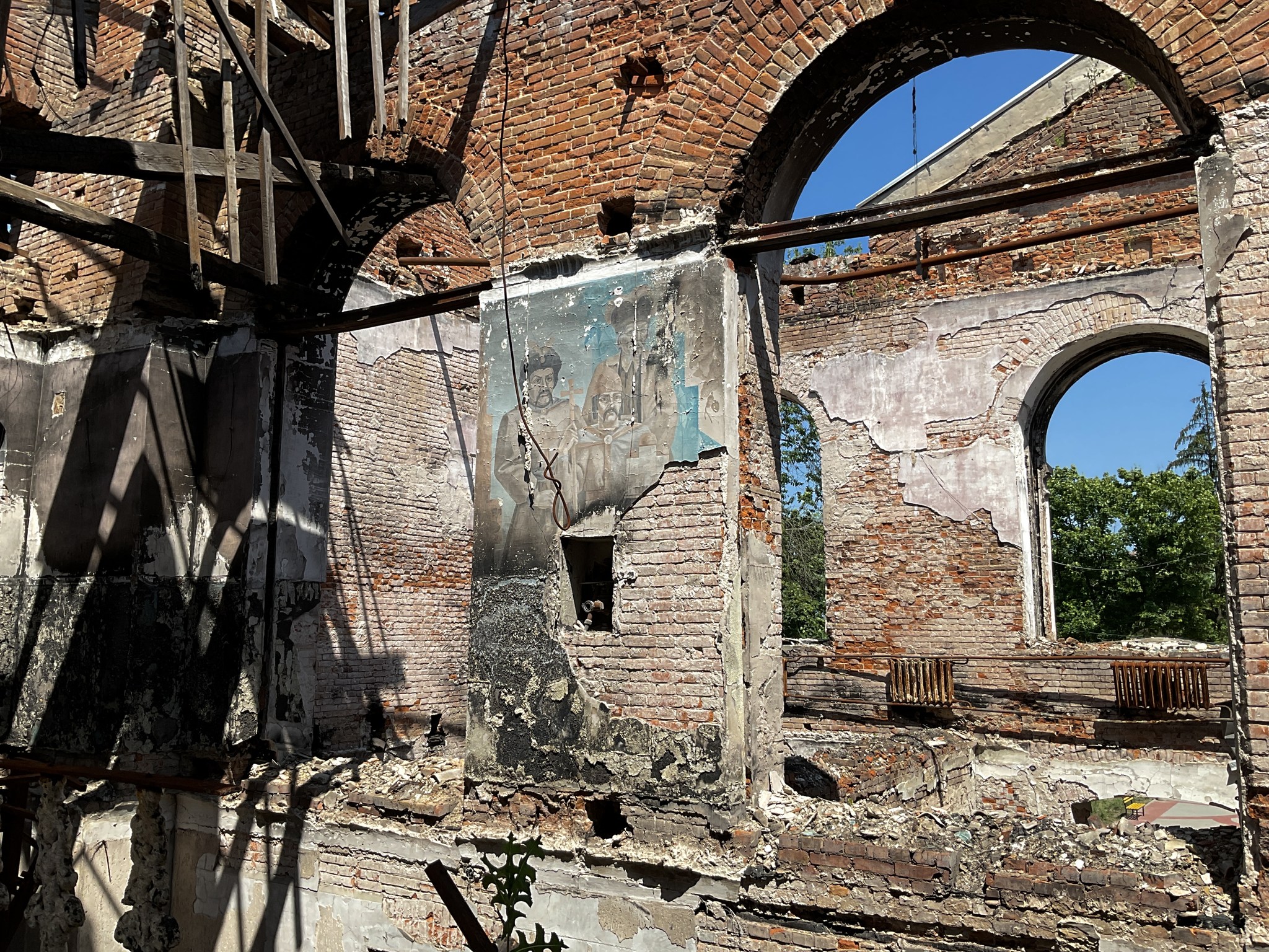 У Києві відкрилася фотовиставка про українські культурні пам'ятки, що були знищені під час війни