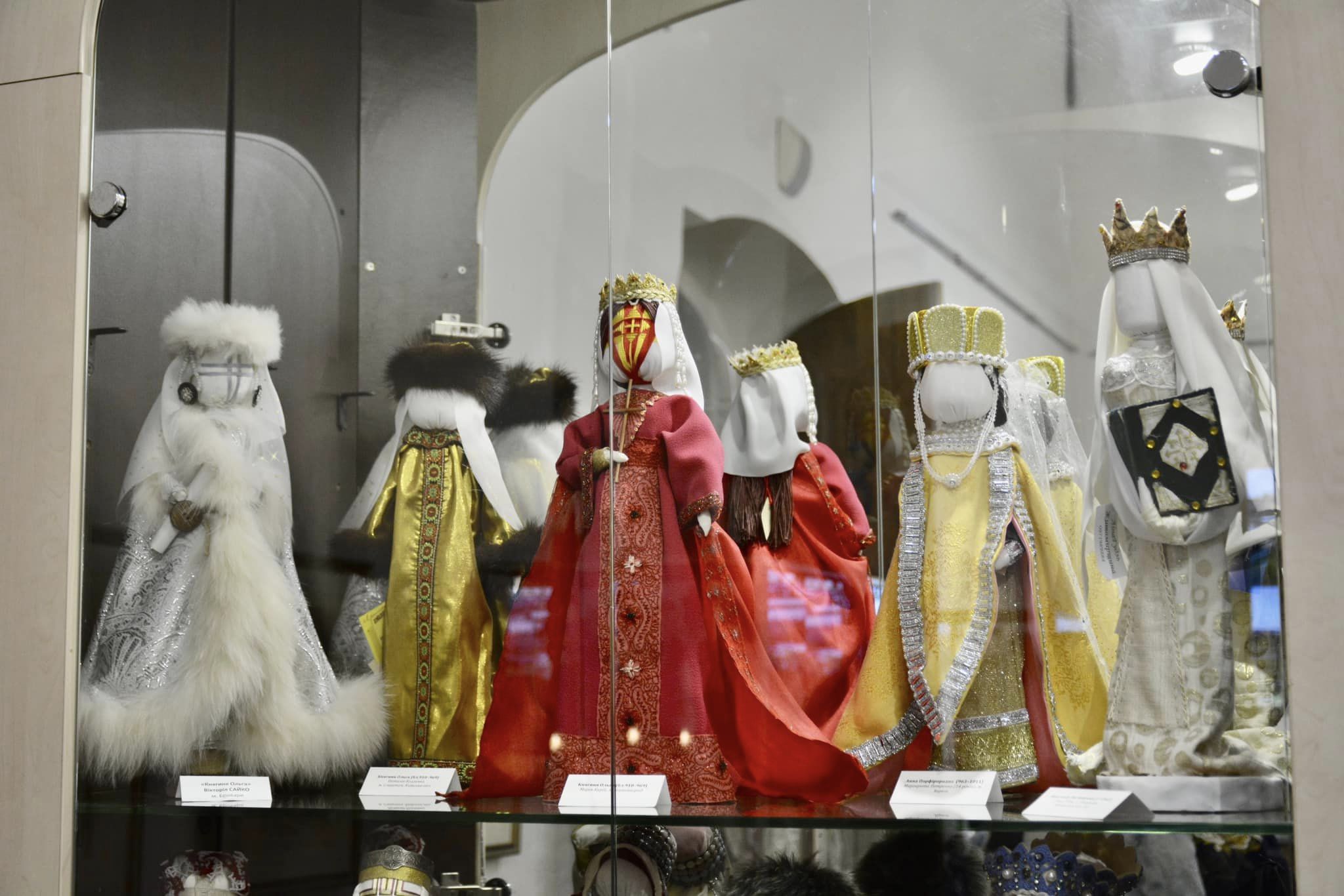 У Києві відкрили виставку ляльок, присвячену князівнам і княгиням Русі-України