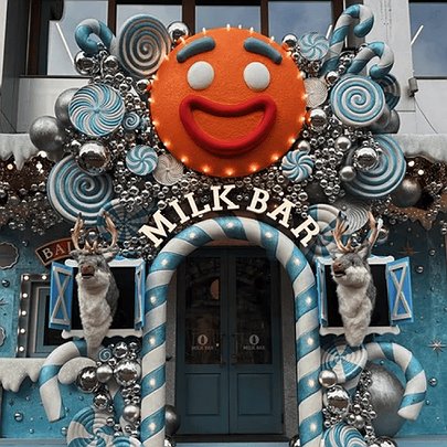 Для яскравих новорічних світлин: 17 святкових фотозон від закладів Києва - 412x412