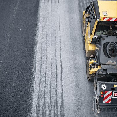 На трасі Київ—Чоп обмежать рух транспорту: там ремонтуватимуть дорогу - 412x412