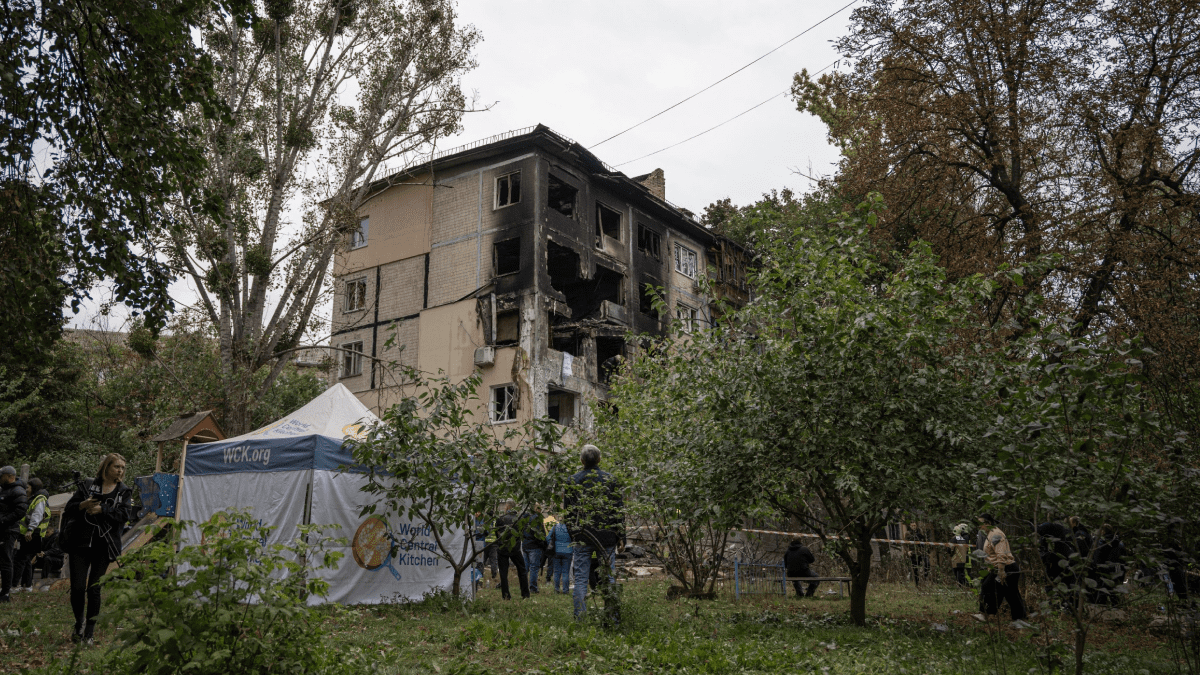 У Києві завершили аварійно-рятувальні роботи на місцях ударів рф