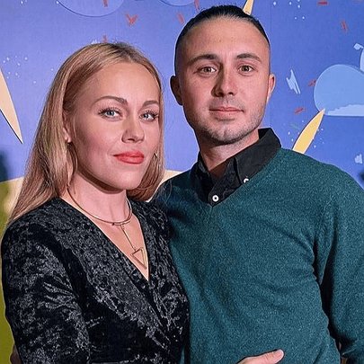 Олена та Тарас Тополя оголосили про розлучення після 12 років шлюбу - 412x412