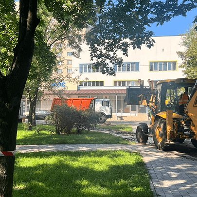 У Дніпровському районі Києва оновлять сквер - 412x412