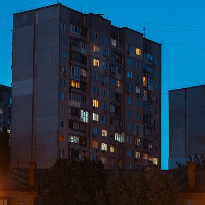 У Києві відновлюють світло та теплопостачання: яка ситуація у місті зараз - 412x412