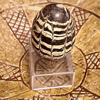 У заповіднику "Софія Київська" показали унікальну писанку XII століття - 412x412