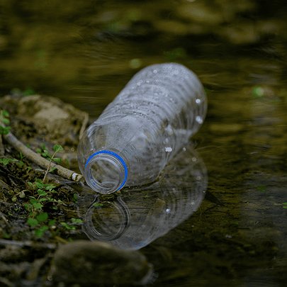 В Україні по-новому розподілятимуть пластикові відходи: що зміниться - 412x412
