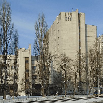 У Книжковій палаті під загрозою опинилися 15 млн книжок - 412x412