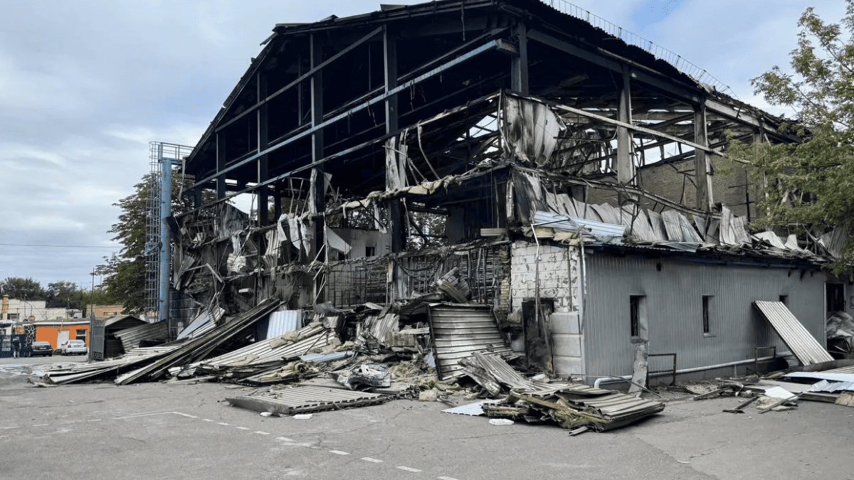 РФ знищила павільйон, де знімали шоу "Зважені та щасливі"