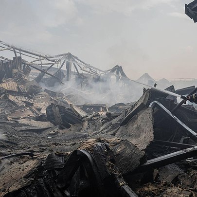 Російский обстріл знищив склади та логістичні центри: які компанії постраждали - 412x412