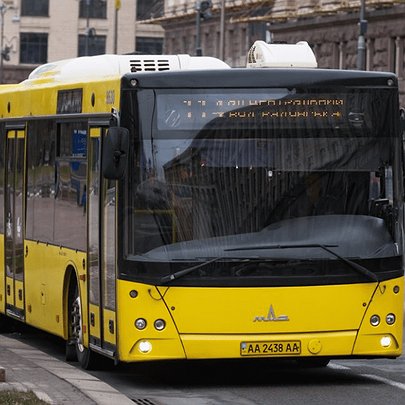 Скільки коштує проїзд у громадському транспорті Києва насправді - 412x412