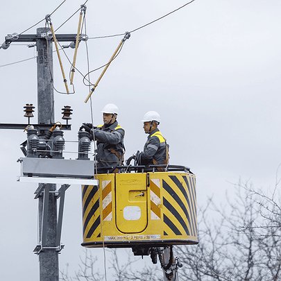 У Києві та області застосовують екстрені відключення світла - 412x412