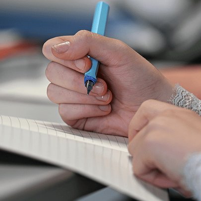 Український правопис офіційно затвердили як стандарт державної мови - 412x412