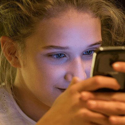 Гендиректор Pinterest закликав заборонити соцмережі для підлітків до 16 років - 412x412