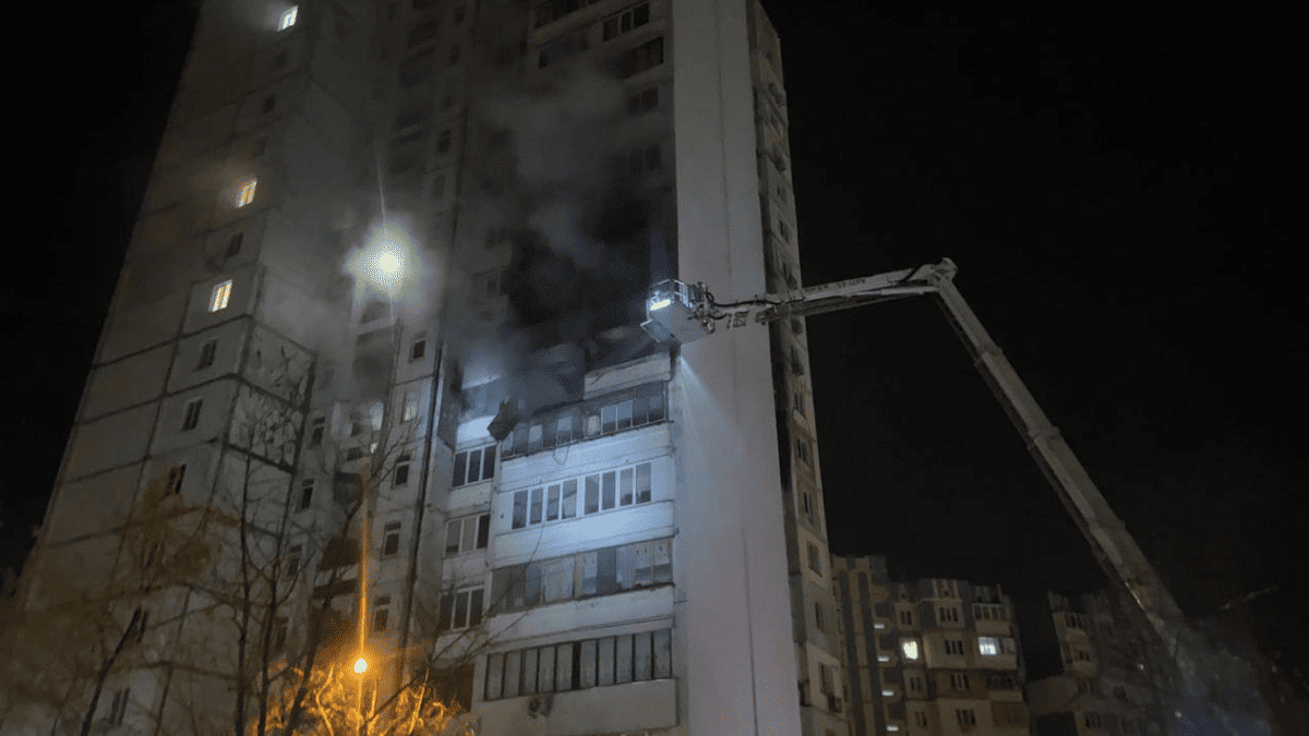 Вночі рф завдала масованого удару по Києву: що відомо (оновлено)