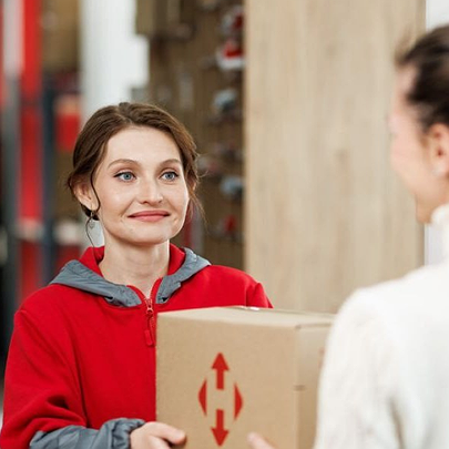 Нова пошта підвищила ціни на доставку посилок - 412x412