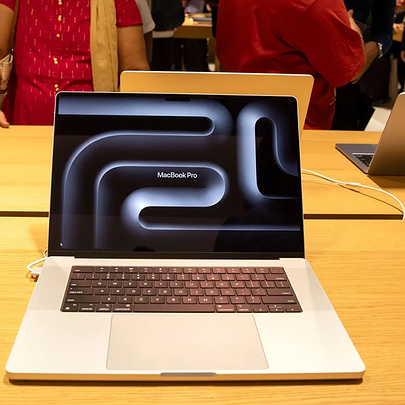 Apple випустить сенсорний MacBook Pro: які оновлення готує компанія - 412x412