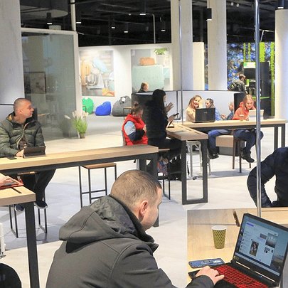 Епіцентр відновив роботу безплатного коворкінгу у Києві - 412x412