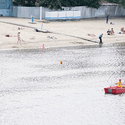 У Києві не буде офіційного купального сезону влітку: чи закриють пляжі - 412x412