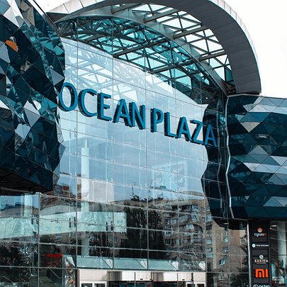 Уряд виставить на продаж ТРЦ Ocean Plaza у Києві - 412x412