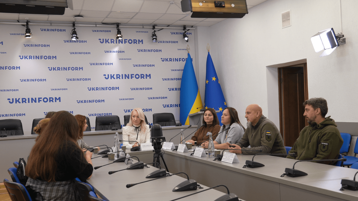 У Києві провели пресконференцію, присвячену жінкам у стані невизначеної втрати