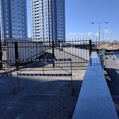 У Києві знайшли десятки незаконних парканів від ЖК - 412x412
