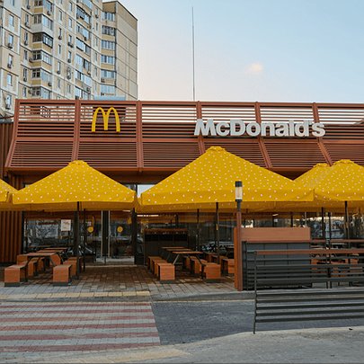 McDonald's відкрив новий ресторан на лівому березні - 412x412