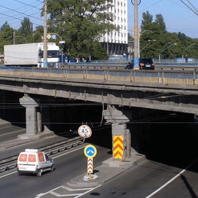 У Києві хочуть провести реконструкцію мосту біля Берестейської - 412x412