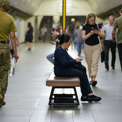 На нових станціях метро у напрямку Виноградаря з'являться вбиральні - 412x412