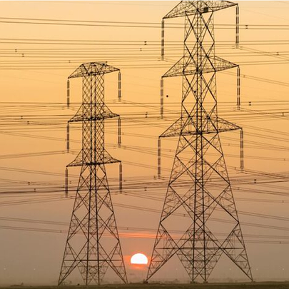 У Києві та області діють графіки відключення електроенергії - 412x412