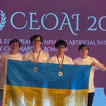 Київський школяр став абсолютним переможцем на Європейській олімпіаді з ШІ - 412x412