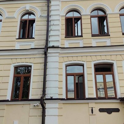 Росіяни пошкодили територію Софії Київської - 412x412