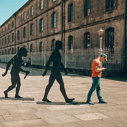 Невідомі предки, бенкети мавп, кістки лінивця: найцікавіші сучасні дослідження еволюції - 412x412