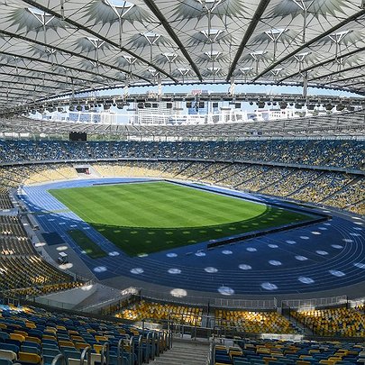 Найбільший, улюбленець містян та майже забутий: історія футбольних стадіонів Києва - 412x412