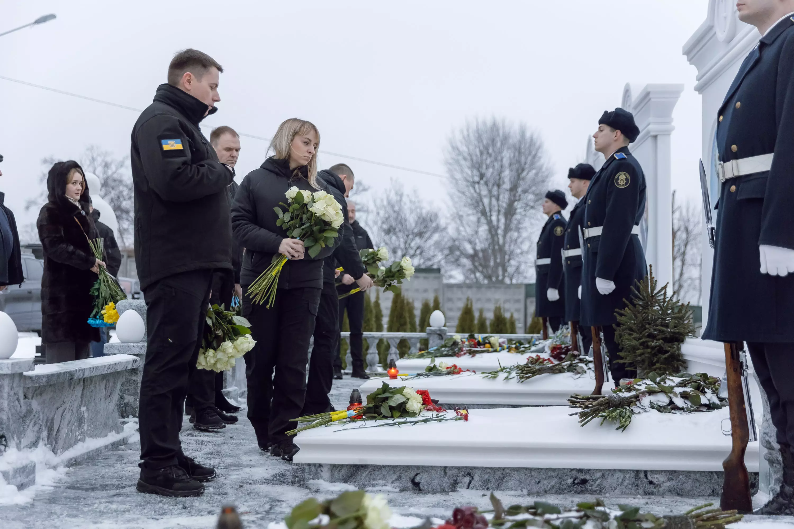 У Києві та Броварах вшанували пам'ять жертв авіакатастрофи, яка сталася торік