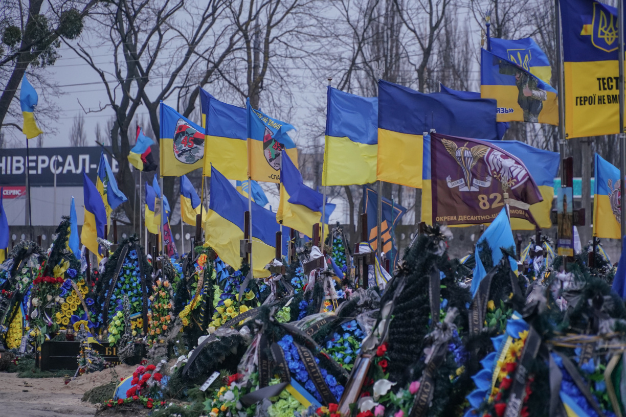 В Україні планують створити інтерактивну мапу поховань загиблих на фронті військових