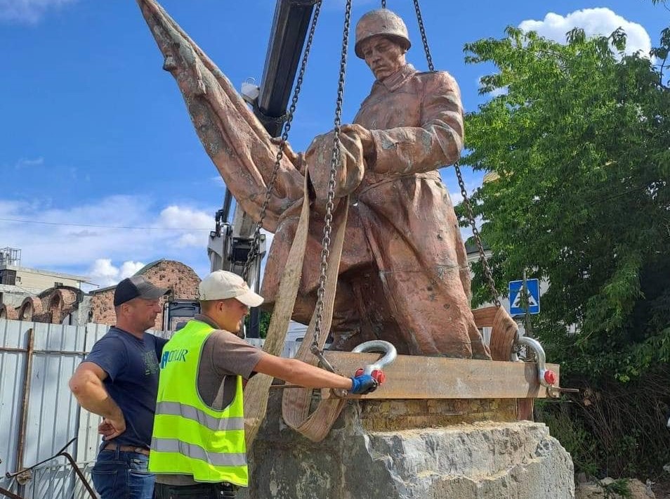 На Київщині через будівництво мосту перенесуть історичну пам'ятку