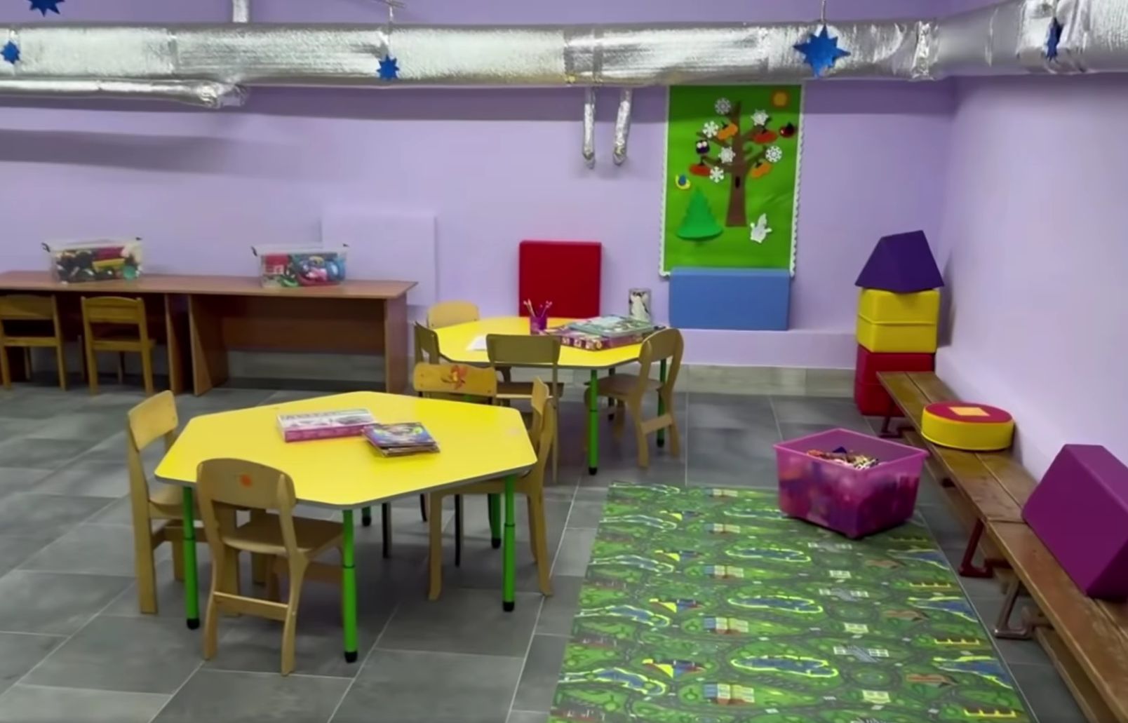 У п'яти дитсадках Києва створили нові укриття на 900 дітей: там можна навчатися та грати