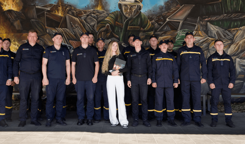мурал до Дня рятівників України