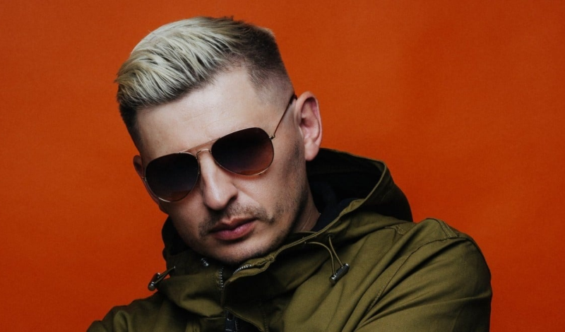 Фіолет з живописом