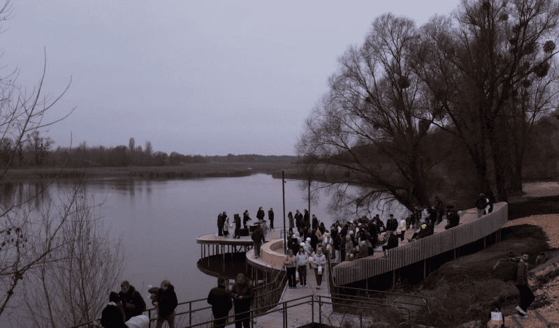 Амфітеатр відновлення у Макарові