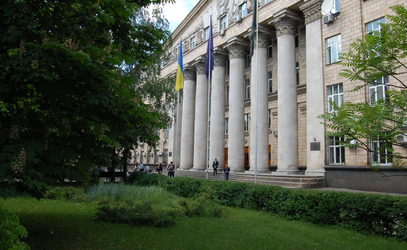 Вартість навчання в КНЕУ у 2026 році